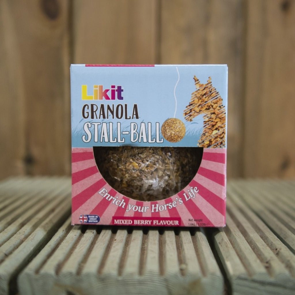 HENRY equestrian - Likit - Γλειφιτζούρι Stall Ball - Granola Mixed Berry 1,6 kg