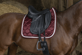 HENRY equestrian - Equitheme - Υποσάγμα dressage Bright μπορντό