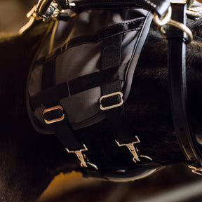 HENRY equestrian - Fenwick - Μάσκα από υγρό τιτάνιο χωρίς αυτιά μαύρο